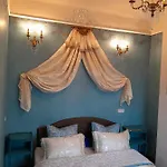 Appartement Penthouse En Bleu Royal *