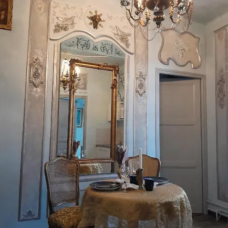 Penthouse En Bleu Royal Apartment