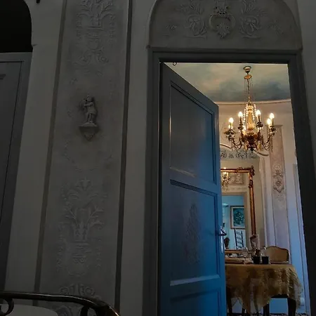 Apartment Penthouse En Bleu Royal Vinca