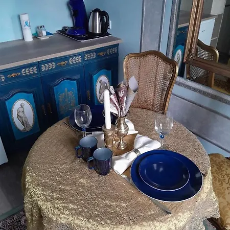 Penthouse En Bleu Royal Vinca