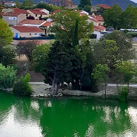Penthouse En Bleu Royal Vinca
